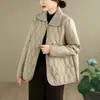 Foto real 2026 Outono/Inverno jaqueta acolchoada acolchoada elegante feminina nova leve de algodão casaco quente justa