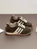 Sapatos esportivos casuais da moda Forrest Gump femininos para treino, versáteis, novo estilo, outono e inverno 2026, sola grossa, estilo coreano, para aumentar a altura