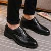 Zapatos de cuero de moda británica para estilista de cabello de punta para hombre, zapatos de cuero charol brillante coreano para club nocturno
