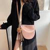 Bolsa de Axila Simples da Moda Nicho Feminina Nova Primavera 2025 Bolsa Sela Cor Sólida Versátil Ombro Único Transversal Bolsa Feminina