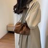 Bolso pequeño con pliegues en las axilas para mujer, estilo nicho francés, estilo occidental, estilo mensajero con cadena, para verano, 2023