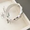 Pulsera Abierta Geométrica Plegada de Estilo Minimalista Transfronterizo Europeo y Americano, Joyería de Declaración de Moda de Lujo Ligero de Nicho para Mujeres