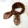 Bufanda de Chifón Estampada de Lunares Cuadrados Pequeños 70, Bufanda de Seda Clara y Oscura de Lunares Clásicos para Mujer de Primavera y Otoño, Bufanda al por Mayor