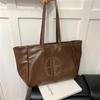 205 Bolso de Hombro Nuevo Gran Capacidad Cuero Suave Casual Versátil Nuevo Bolso para Viajeros Bolso Cruzado Bolso Tote para Mujer