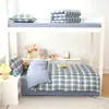 Conjuntos de roupa de cama para dormitório estudantil atacado pelo fabricante: conjunto de três peças, conjunto de seis peças, incluindo edredons, protetores de colchão, lençóis e fronhas