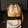 Bolso Cubo con Cordón de Nueva Moda Transfronterizo 2026, Bolso de Mano con Bloques de Color, Bolso de Hombro Versátil, Bolso de Moda para Mujer