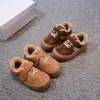 Zapatos de Algodón para Niños 2026 Invierno Más Terciopelo Nuevo Estilo Zapatos Deportivos para Niños Zapatos Antideslizantes para Niñas Bebé Suela Suave Cálidos