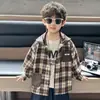 Chaqueta de Otoño para Niños Estilo Coreano Genial Chaqueta con Capucha a Cuadros para Niños Primavera y Otoño 2026 Nuevo Modelo para Niños Pequeños
