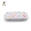 Nueva caja de hierro para gafas de miopía pintada de fábrica, caja de almacenamiento con forma de corazón de dibujos animados, linda caja de hierro para almacenamiento