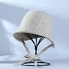 Sombrero de Pescador Minimalista Tejido Estilo Japonés que Hace que la Cara Parezca Más Pequeña, Sombrero de Cubo Versátil para Mujer en Otoño e Invierno, Elegante Sombrero Cálido con Lazo, Moderno