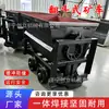 Carro minero automático de volteo por gravedad que puede descargar materiales rápidamente sin adherirse al material, y puede abrir el seguro sin necesidad de equipo auxiliar