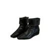 Nueva Colección Otoño/Invierno 2026: Botines Retro de Tacón Cuña para Mujer con Punta Cuadrada, Detalle de Solapa y Tacón Oculto para una Silueta Estilizadora