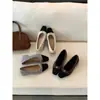 Zapatos Mary Jane Cálidos de Moda Estilo Chanel con Forro de Felpa 2025 Otoño e Invierno Nuevos Zapatos de Tacón Cuadrados de Boca Baja Estilo de Noche