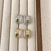Brincos de Tarraxa Duplo Círculo com Rombos Cravejados de Pequenos Diamantes, Intelectuais e Sofisticados, com um Toque de Alto Padrão, Estilo Único e Fashion, Luxo Leve e Versátil