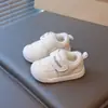 Nuevos Zapatos para Bebé Otoño/Invierno 2026 Más Terciopelo Suela Suave Zapatos Funcionales para Niños Pequeños Unisex Cálidos Zapatos Caminadores para Bebés y Niños Pequeños