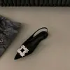Sandalias francesas planas negras con punta de hada, zapatos de primavera y verano 2024, nuevos zapatos sencillos con temperamento de diamantes de imitación puntiagudos