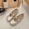 Zapatos de ballet estilo francés, zapatos vintage para mujer, otoño 2026 nuevo versátil zapatos de piel Mary Jane con camelia inspirados en Chanel