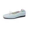 Cor Dopamina~Primeira Camada Pele de Ovelha Laço Estilo Fofo Sapatos de Vovó 2026 Moda Outono Bico Baixo Sapatos de Salto Mulher