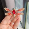 Broche de libélula pintado elegante de estilo retro de alta calidad con microdiamantes, insignia de metal, accesorio para abrigos y trajes para hombres y mujeres.
