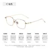 Armazón de Gafas Cuadrado de Titanio Puro Ultraligero Plateado Armazón para Gafas de Miopía Estilo Diseñador de Nicho Lente Anti-Luz Azul Venta al por Mayor AD-702