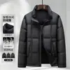 Jaqueta de Penas Masculina 2026 Outono/Inverno Gola Alta Versão com Zíper Padrão Nacional 90% Penas de Pato Branco Jovem Casual Quente Casaco de Penas