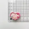 Etiquetas de Coração Estrelas Letras Inglesas Feitas à Mão DIY Cola de Creme Presilhas de Cabelo Capa de Celular Charms para Sapatos Adesivos para Garrafa d'Água