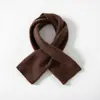 Gorro de cuello corto 100% lana pura Otoño/Invierno Diseño de perforaciones cruzadas de moda para hombres y mujeres Pareja Bufanda versátil de protección cálida para el cuello