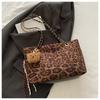 Bolsa Tote Grande de Couro Estilo Coreano Nova para Primavera/Verão 2026 para Mulheres, Elegante Simples com Estampa de Leopardo, Bolsa de Ombro/Sub-braço para o Dia a Dia