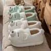Pantuflas de algodón de osito tonto y lindo para mujer 2026 nuevo otoño e invierno interior hogar cálido antideslizantes suela gruesa talón cerrado algodón para damas