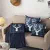 Almohada Cálida Colcha Doble Propósito Almohada Colcha de Oficina Invierno Coral Fleece Colcha para Descanso en el Coche Cojín Almohada para Sofá