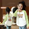 Nova Camiseta de Manga Longa Color Block Estilo Coreano para Meninas, Base para Primavera e Outono, Top Elegante de Outono Slim Fit para Crianças