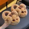 Chinelos de algodão de inverno para crianças, para meninos e meninas, quentes e de pelúcia, com design de cachorrinho, adequados para uso doméstico pai-filho, com sola grossa, com calcanhar fechado
