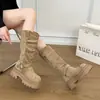 Novas botas femininas de outono 2026 com sola grossa, fivela, salto grosso, moda biker, afunilamento, cano alto com punhos sobrepostos