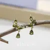 Diseño Original Pendientes de Zirconia Verde Oliva Forma de Gota Pétalo Estilo Bosque de Gama Alta Nicho Pendientes de Moda Versátiles Accesorios para Orejas