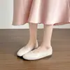 Zapatos planos plateados bajos estilo francés para mujer, nuevos mocasines slip-on de suela blanda otoño 2026, zapatos de abuela