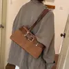 Bolsas de Comércio Exterior de Outono, Bolsa de Ombro Coreana de Nicho para Mulheres, Bolsa Baguete Vintage Fosca, Bolsa de Ombro de Mão Elegante de Luxo Leve