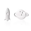 Pendientes Mini Clásicos Simples y Elegantes Acero Inoxidable Electrochapado en Oro de 18K Pendientes de Gato Rompecabezas Dinosaurio Copo de Nieve
