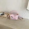 Bolsos de Mujer de Moda de Este Año 2026 Modelos Nuevos con un Toque de Lujo, Bolsos de Hombro y Axila Plateados de Nicho, Bolsos Cruzados de Verano Tipo Bollo