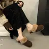 Diadema Retro de Piel Zapatillas de Media Piel Invierno Gamuza Zapatillas Perezosas para Exteriores Cálidas con Forro de Terciopelo Zapatillas de Algodón sin Cordones para Mujer