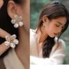 Pendientes de perlas barrocas de alta gama con diseño de nicho, ligeros y de lujo, de moda, para mujer.
