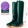 Botas de lluvia de moda para mujer, acolchadas de algodón, cálidas, de caña alta, para exteriores, impermeables, suela gruesa, antideslizantes, ligeras, zapatos de goma de trabajo, cubrebotas, otoño e invierno
