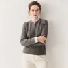 Coleção Outono/Inverno 2026 Baicai Rong: Suéter de Tricô Color Block com Gola V de Caimento Solto, Falso Duas Peças