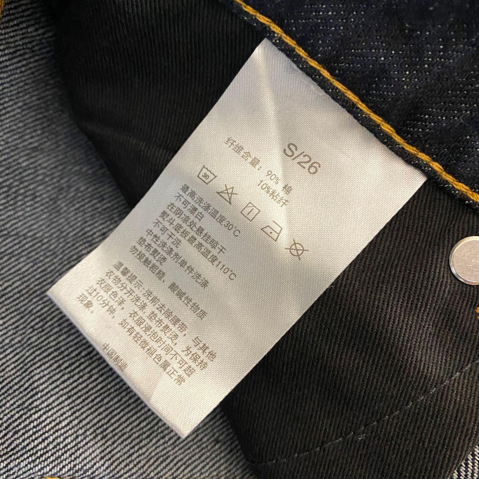 542565DEFD1FE83F4398714A363343