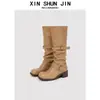 Botas Slouch com Fivela de Cinto e Salto Grosso, Novas Botas Mid-Calf Vintage Desgastadas de Outono 2025, Botas de Trabalho Niche Estilo Coreano para Mulheres