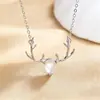 Plata 925, un lujoso y moderno collar de asta de ciervo, una cadena de clavícula de piedra lunar minimalista única y elegante para mujer, joyería de alce al por mayor