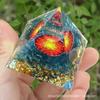 Comercio Exterior Transfronterizo Pirámide de Cristal Piedra Triturada Resina Epoxi Adornos Artesanales de Escritorio para el Hogar Creativo Hecho a Mano