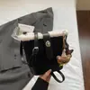 Bolso Pequeño de Moda para Mujer 2025 Otoño e Invierno Estilo Nuevo Bolso Cubo Sencillo de Gamuza Bolso Peludo de Moda para un Hombro y Cruzado
