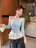 Camiseta de Manga Larga con Hombro Descubierto y Patchwork de Lunares para Mujer 2025 Primavera y Otoño Nuevo Chic Ceñida a la Cintura Bloqueo de Color Adelgazante Top Off-Shoulder de Moda