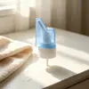 Directo del fabricante: Botella de spray nasal de plástico blanco de 30 mm con tapa, boquilla lateral, para dispensar líquido