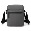 Bolso de Hombre Sencillo y Elegante Modelo Nuevo Primavera 2025 Bolso de Hombro Cruzado para Hombre Bolso Ligero para Viajes de Trabajo Bolso con Múltiples Compartimentos